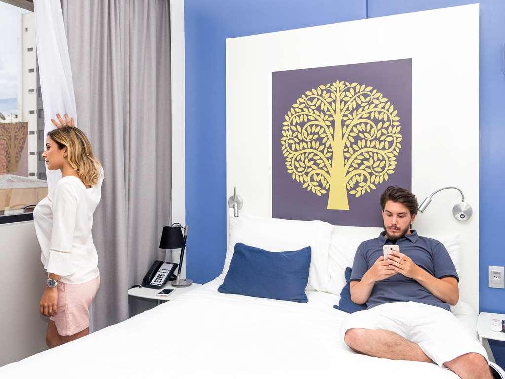 Aparthotel Adagio Curitiba Batel Стая снимка